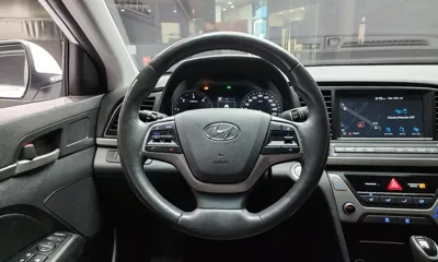 Hyundai Avante 2018, 125060 км, за 5827.81 USD - фото 14