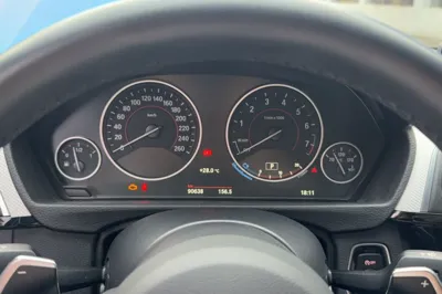 BMW 3 Series 2016, 90600 км, за 13245 USD - фото 9