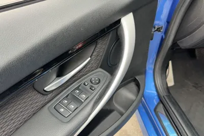 BMW 3 Series 2016, 90600 км, за 13245 USD - фото 13