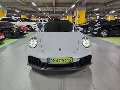Porsche 911 2026, 6000 км, за 170544.8 USD
