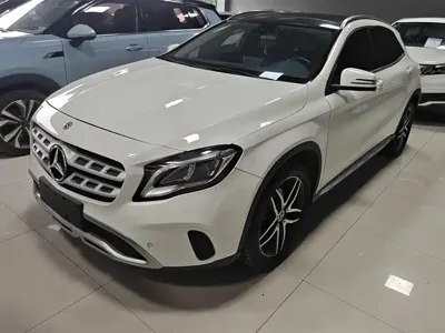 Mercedes-Benz GLA · 2018 год