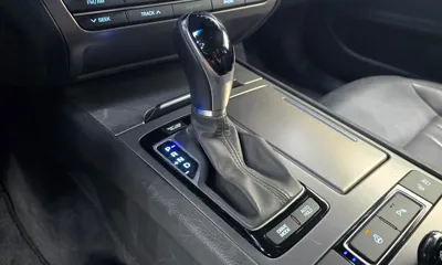 Hyundai Genesis 2016, 105956 км, за 8198.21 USD - фото 9