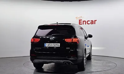 Kia Sorento 2019, 106363 км, за 11891.86 USD