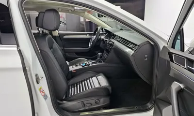 Volkswagen Passat 2018, 57874 км, за 12611.66 USD - фото 10
