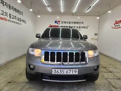 Jeep Cherokee 2013, 215000 км, за 4420.46 USD