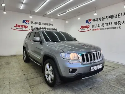 Jeep Cherokee 2013, 215000 км, за 4420.46 USD