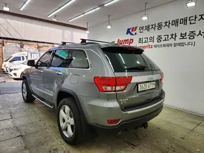 Jeep Cherokee 2013, 215000 км, за 4420.46 USD - фото 6