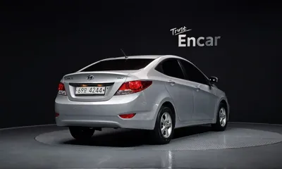 Hyundai Accent 2012, 158627 км, за 2535.27 USD