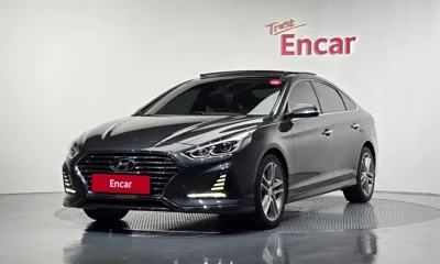 Hyundai Sonata 2018, 113265 км, за 7087.49 USD
