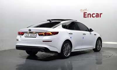 Kia K5 2019, 70892 км, за 11694.72 USD