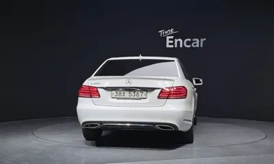 Mercedes-Benz E-Class 2014, 140989 км, за 6408.99 USD