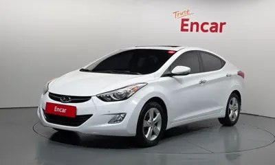 Hyundai Avante · 2013 год
