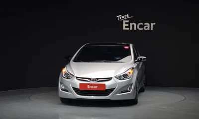 Hyundai Avante 2016, 121924 км, за 4037.25 USD