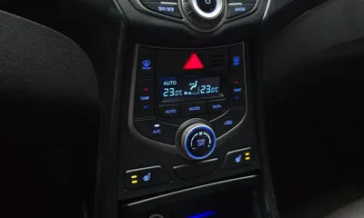 Hyundai Avante 2016, 121924 км, за 4037.25 USD - фото 18