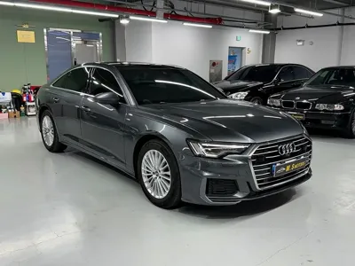 Audi A6 2020, 14656 км, за 23466.44 USD