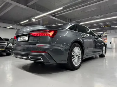 Audi A6 2020, 14656 км, за 23466.44 USD - фото 6