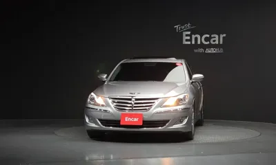 Hyundai Genesis 2012, 79149 км, за 4569.53 USD