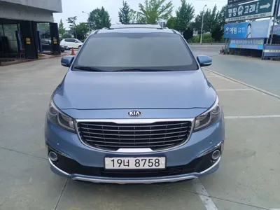 Kia Canival · 2015 год