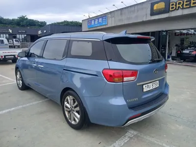 Kia Canival 2015, 220000 км, за 4095.43 USD