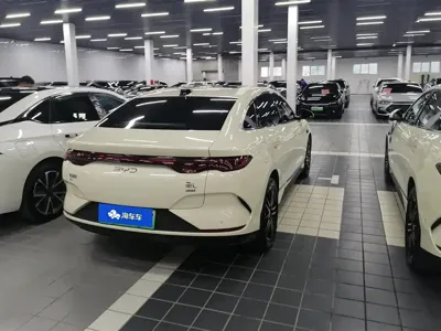 BYD Qin L 2025, 24900 км, за 15714.82 USD
