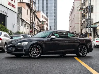 Audi S5 · 2018 год