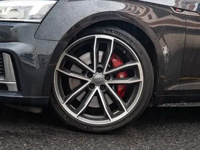 Audi S5 2018, 66000 км, за 27662.79 USD