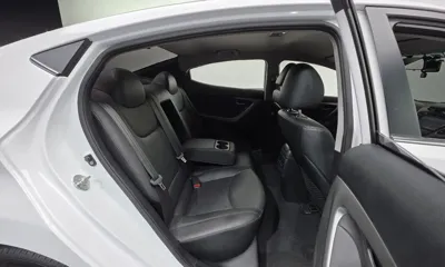Hyundai Avante 2016, 118046 км, за 4039.09 USD - фото 19