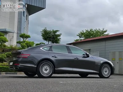 Genesis G80 2022, 54763 км, за 23395.95 USD