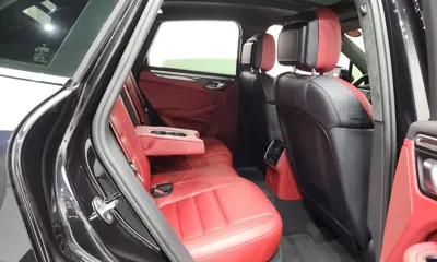 Porsche Macan 2024, 22283 км, за 70261.09 USD - фото 11