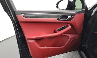 Porsche Macan 2024, 22283 км, за 70261.09 USD - фото 24