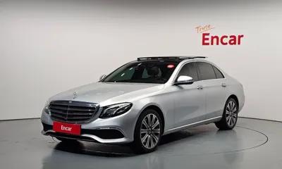 Mercedes-Benz E-Class · 2017 год
