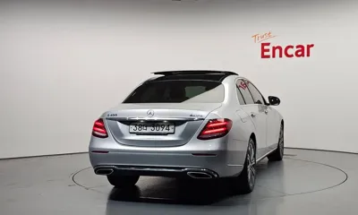 Mercedes-Benz E-Class 2017, 59277 км, за 18526.94 USD - фото 4