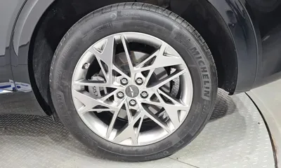 Genesis GV70 2023, 49288 км, за 22335.08 USD - фото 21