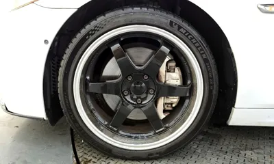 BMW 5-Series 2011, 163355 км, за 6568.57 USD