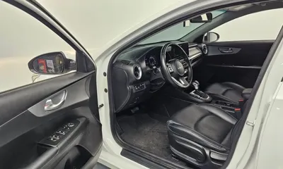 Kia K3 2022, 91872 км, за 10109.02 USD - фото 10