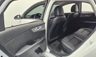 Kia K3 2022, 91872 км, за 10109.02 USD - фото 11