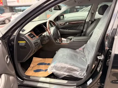 Hyundai Equus 2013, 71264 км, за 5534.93 USD - фото 8