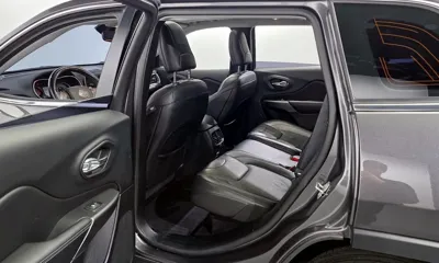 Jeep Cherokee 2019, 100193 км, за 7862.57 USD - фото 11