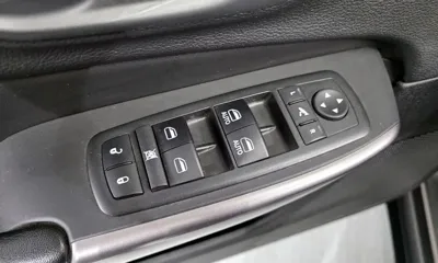 Jeep Cherokee 2019, 100193 км, за 7862.57 USD - фото 14