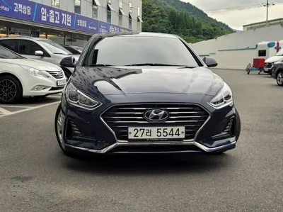 Hyundai Sonata 2018, 111555 км, за 5714.1 USD