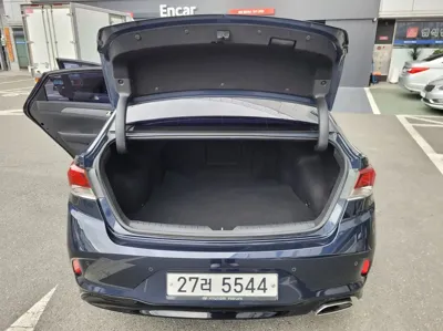 Hyundai Sonata 2018, 111555 км, за 5714.1 USD - фото 11