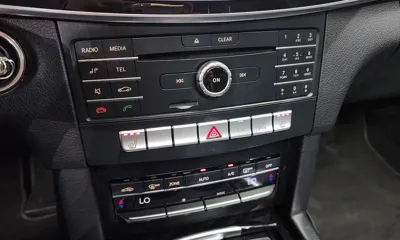 Mercedes-Benz E-Class 2016, 147059 км, за 6437.2 USD - фото 16