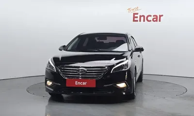Hyundai Sonata 2015, 117446 км, за 2953.92 USD