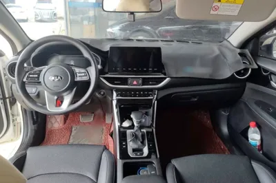 Kia K3 2020, 65900 км, за 8783 USD - фото 17