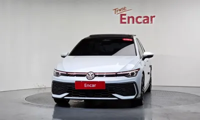 Volkswagen Golf 2026, 11918 км, за 29680.08 USD