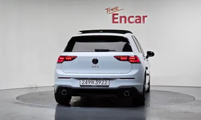Volkswagen Golf 2026, 11918 км, за 29680.08 USD