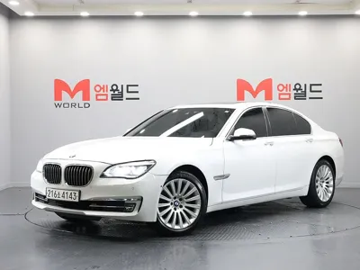 BMW 7-Series · 2014 год