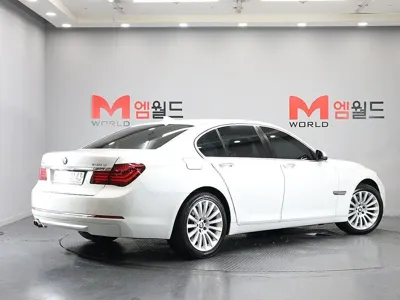 BMW 7-Series 2014, 190262 км, за 5880.41 USD
