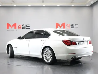 BMW 7-Series 2014, 190262 км, за 5880.41 USD
