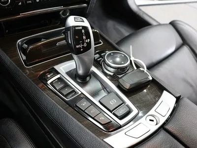 BMW 7-Series 2014, 190262 км, за 5880.41 USD - фото 9
